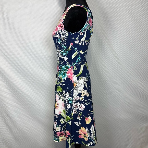 Gilli Floral Sleeveless Dress Cut-out Strappy Back Fit & Flare SMALL Navy & Pink - Picture 2 of 11